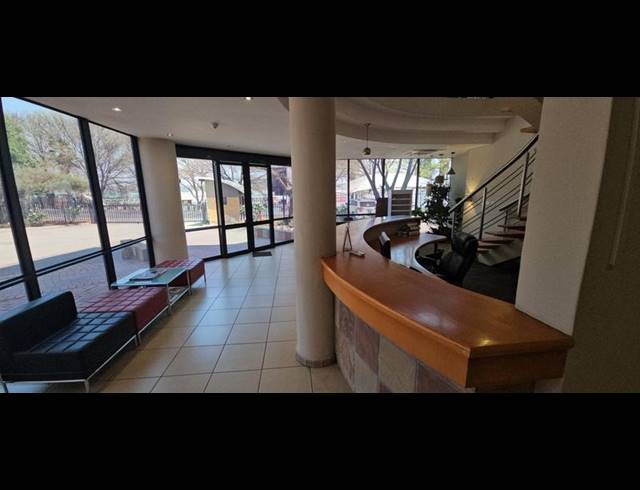 INDUSTRIAL PROPERTY TO RENT IN LINBRO PARK